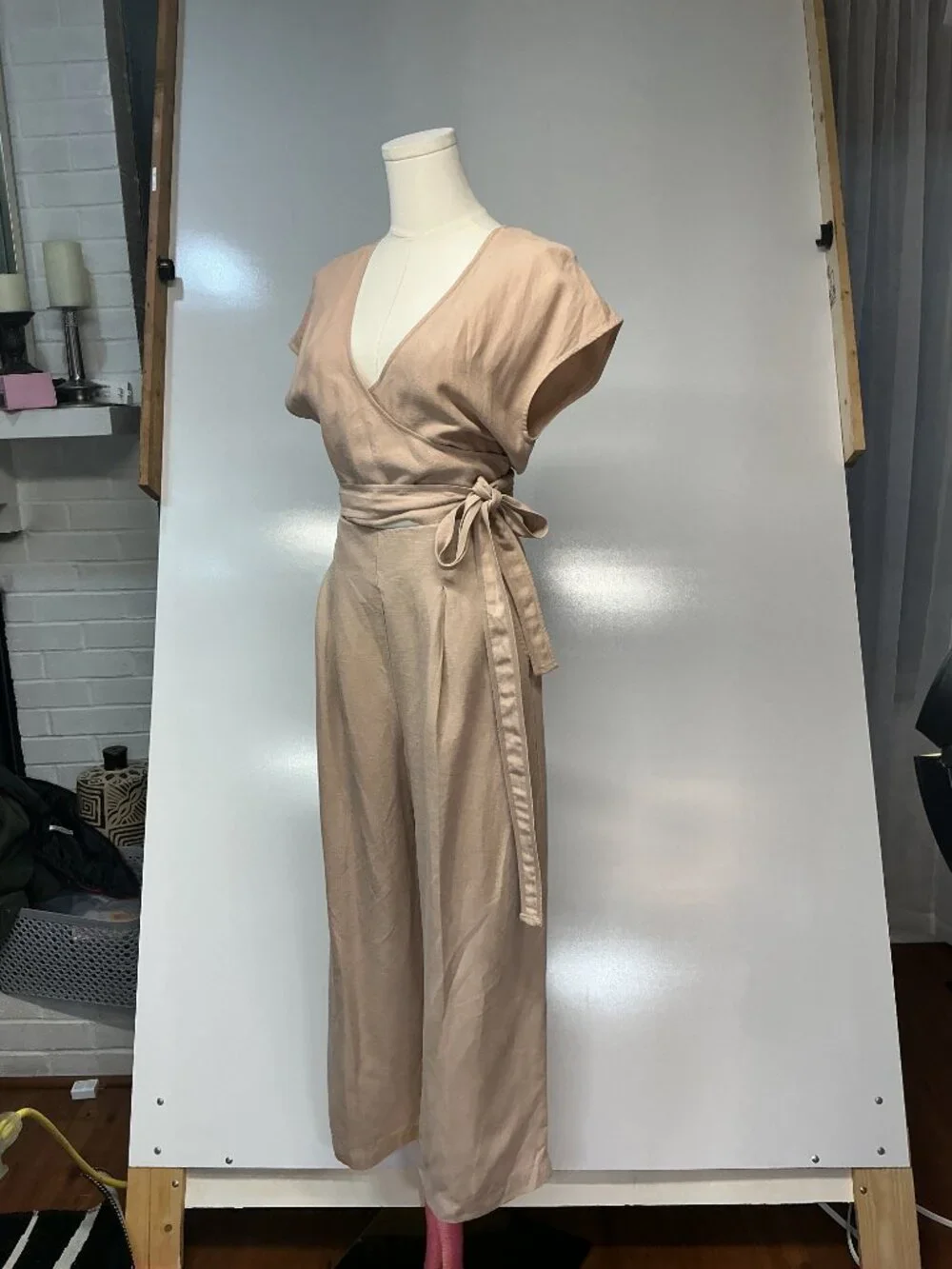 Wilfred Linen Lyocell Wrap Wide Leg Jumpsuit Size 2 Beige Neutral Resort